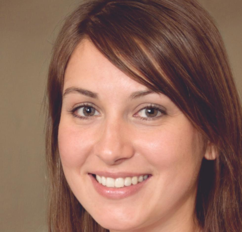 Professional headshot of Kanyarat Thepsiri